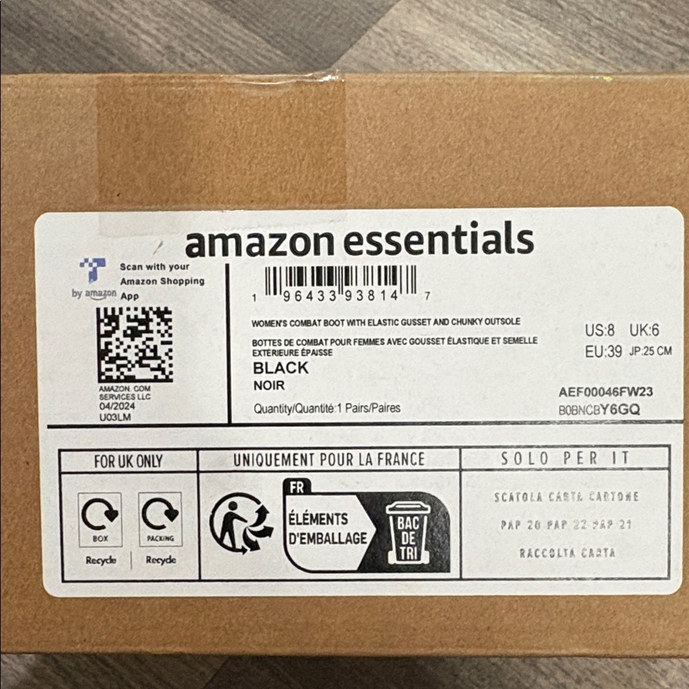 Amazon Essentials Black Women's Combat Boots - Picture 9 of 10